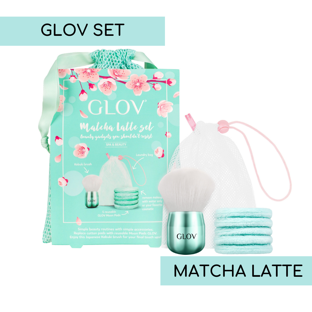το GLOV Matcha Latter set είναι ένα τσαντάκι σε πράσινο χρώμα και περιέχει 5 glov moon pads για ντεμακιγιάζ και καθαρισμό προσώπου, 1 GLOV Kabuki Brush, το μαγικό πινέλο που βοηθάει να απλώσεις ομοιόμορφα την πούδρα, το blush και το foundation για το πιο φυσικό μακιγιάζ και 1 laundry bag