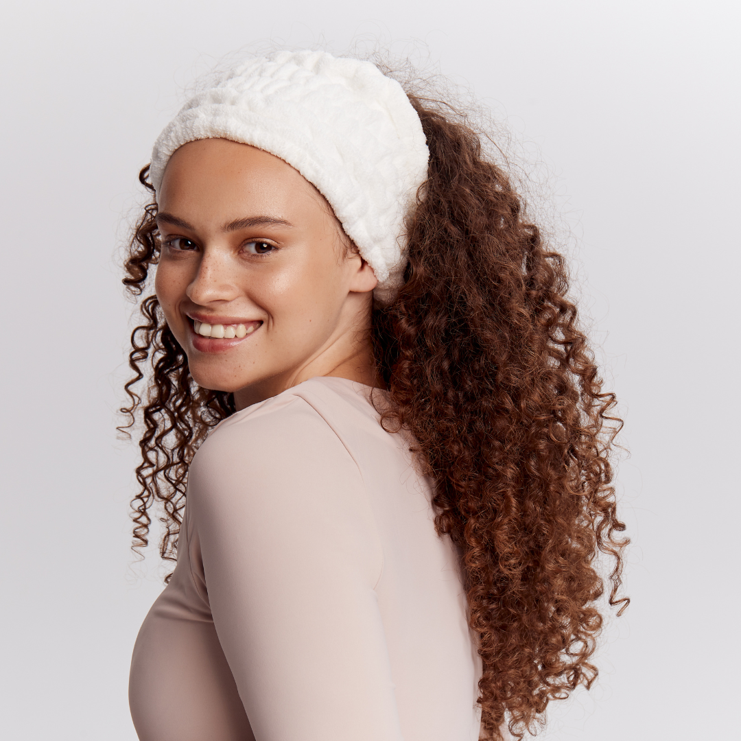 08. GLOV Extra Wide Headband White